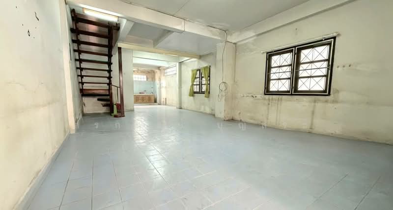 Phet Thawee Village : หมู่บ้านเพชรทวี, Chon Buri (Pattaya), เพชรบ้านสวน 13, Ban Suan, Muang Chon Buri, Chon Buri (Pattaya), 2 Bedrooms, 150 sqm, Townhouse For Sale, by กรกฤตย์ บุญสระ, 500212309 - DDproperty.com