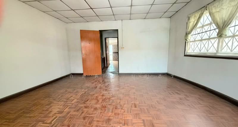 Phet Thawee Village : หมู่บ้านเพชรทวี, Chon Buri (Pattaya), เพชรบ้านสวน 13, Ban Suan, Muang Chon Buri, Chon Buri (Pattaya), 2 Bedrooms, 150 sqm, Townhouse For Sale, by กรกฤตย์ บุญสระ, 500212309 - DDproperty.com