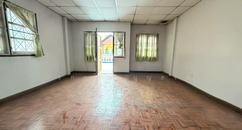 Phet Thawee Village : หมู่บ้านเพชรทวี, Chon Buri (Pattaya), เพชรบ้านสวน 13, Ban Suan, Muang Chon Buri, Chon Buri (Pattaya), 2 Bedrooms, 150 sqm, Townhouse For Sale, by กรกฤตย์ บุญสระ, 500212309 - DDproperty.com