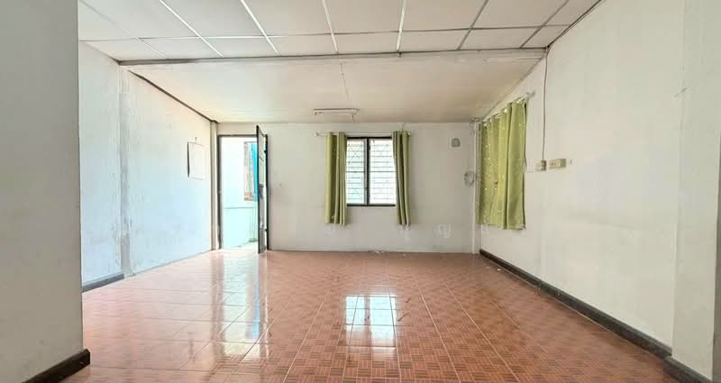 Phet Thawee Village : หมู่บ้านเพชรทวี, Chon Buri (Pattaya), เพชรบ้านสวน 13, Ban Suan, Muang Chon Buri, Chon Buri (Pattaya), 2 Bedrooms, 150 sqm, Townhouse For Sale, by กรกฤตย์ บุญสระ, 500212309 - DDproperty.com