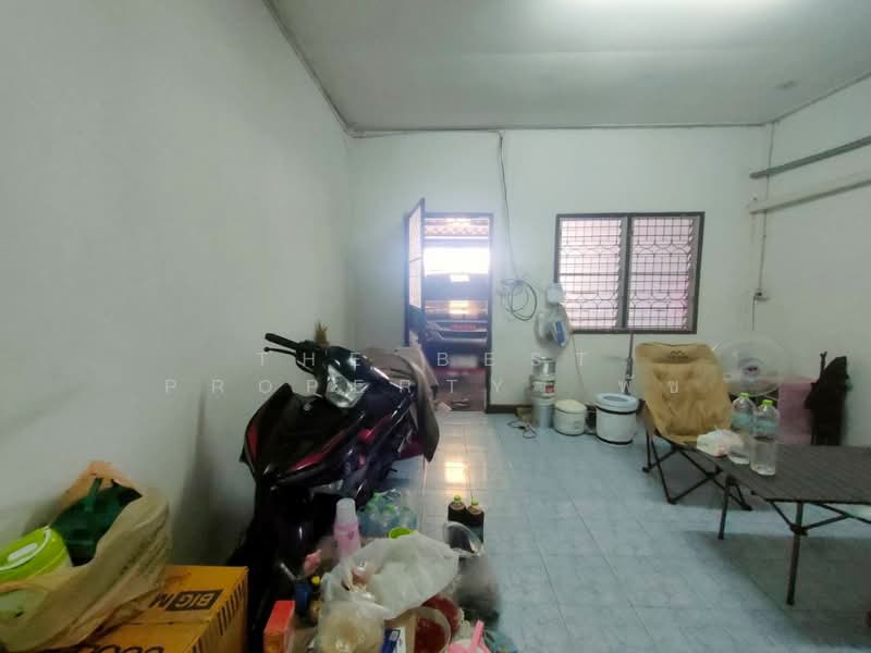 หมู่บ้านหลังคาแดง เคหะร่มเกล้า24 กรุงเทพมหานคร, กรุงเทพ, คลองสองต้นนุ่น, ลาดกระบัง, กรุงเทพ, 120 ตร.ม., ทาวน์เฮ้าส์ ขาย, โดย The Best Property พัช, 500212328 - DDproperty.com