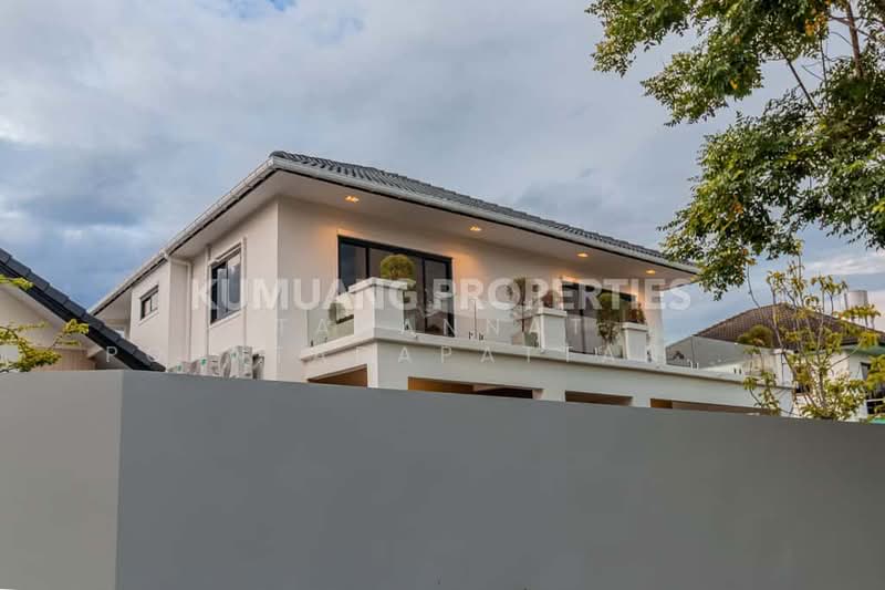 uxury Modern Single House, Chiang Mai, Nong Chom, San Sai, Chiang Mai, 4 Bedrooms, 440 sqm, Single Detached House For Sale, by Tanannat Porntadapattanayothin, 500212335 - DDproperty.com