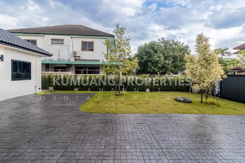 uxury Modern Single House, Chiang Mai, Nong Chom, San Sai, Chiang Mai, 4 Bedrooms, 440 sqm, Single Detached House For Sale, by Tanannat Porntadapattanayothin, 500212335 - DDproperty.com