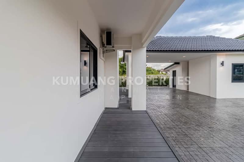uxury Modern Single House, Chiang Mai, Nong Chom, San Sai, Chiang Mai, 4 Bedrooms, 440 sqm, Single Detached House For Sale, by Tanannat Porntadapattanayothin, 500212335 - DDproperty.com
