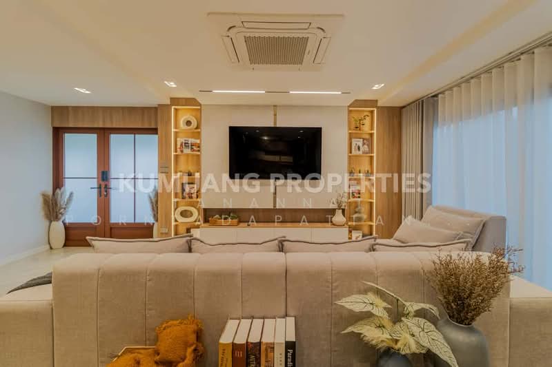 uxury Modern Single House, Chiang Mai, Nong Chom, San Sai, Chiang Mai, 4 Bedrooms, 440 sqm, Single Detached House For Sale, by Tanannat Porntadapattanayothin, 500212335 - DDproperty.com