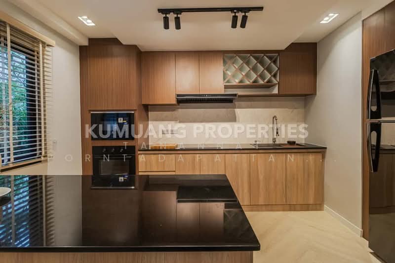 uxury Modern Single House, Chiang Mai, Nong Chom, San Sai, Chiang Mai, 4 Bedrooms, 440 sqm, Single Detached House For Sale, by Tanannat Porntadapattanayothin, 500212335 - DDproperty.com