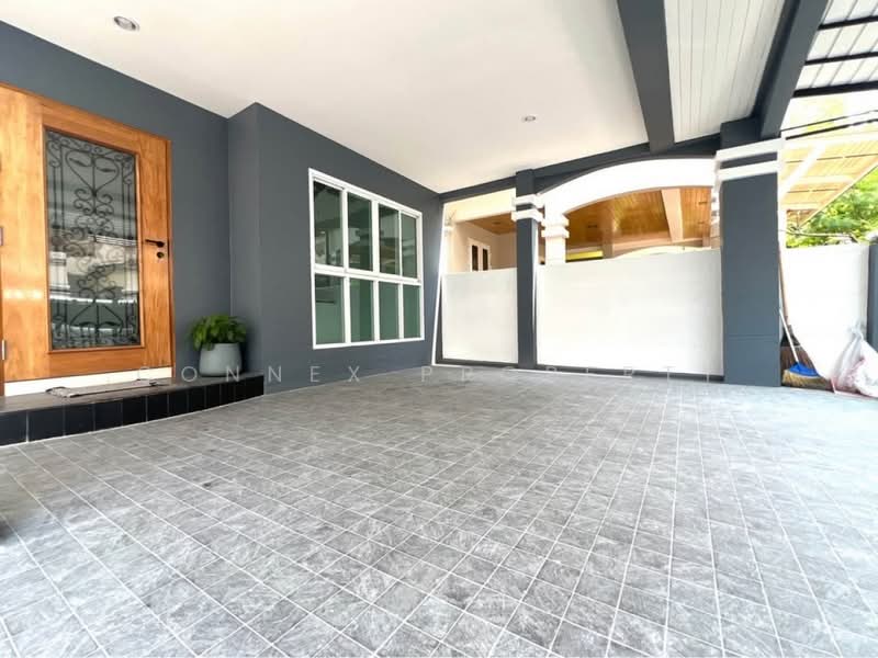 ขาย - บ้านเศรณีปาร์ค : Baan Seranee Park, กรุงเทพ