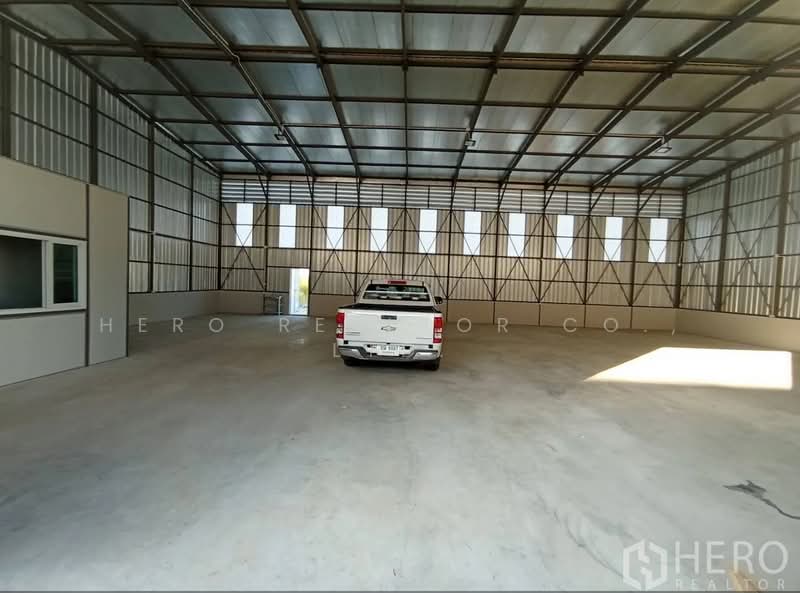 ให้เช่า - For rent Warehouse 300 sqm in Phraek Sa Samut Prakan HRE00480, สมุทรปราการ