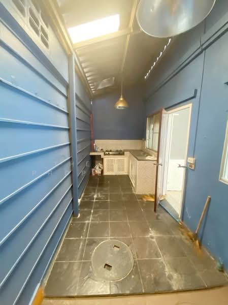 Baan Pruksa 51 Chalongkrung : บ้านพฤกษา 51 ฉลองกรุง, กรุงเทพ, ซอยฉลองกรุง 53 ถนนฉลองกรุง, ลำปลาทิว, ลาดกระบัง, กรุงเทพ, 100 ตร.ม., ทาวน์เฮ้าส์ ขาย, โดย The Best Property Agent นกกี้, 500212349 - DDproperty.com