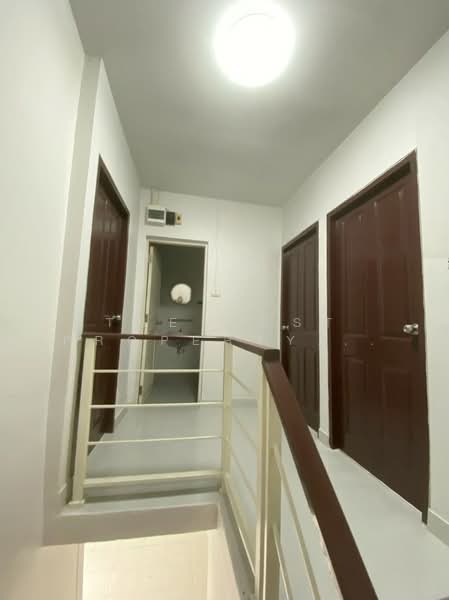 Baan Pruksa 51 Chalongkrung, Bangkok, Soi Chalongkrung 53, Chalongkrung Road, Lam Pla Tiew, Lat Krabang, Bangkok, 3 Bedrooms, 100 sqm, Townhouse For Sale, by The Best Property Agent นกกี้, 500212349 - DDproperty.com