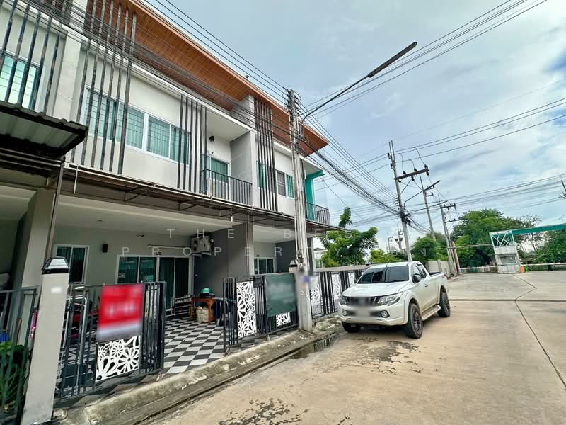 For Sale - หมู่บ้านอุ่นไอรัก หนองไม้แดง-อมตะ, Chon Buri (Pattaya)
