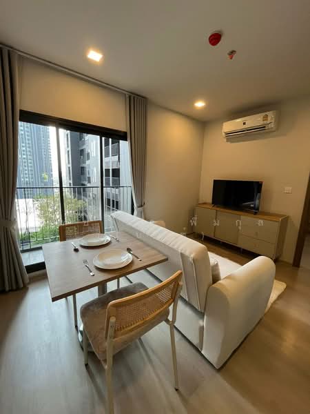 Life Phahon-Ladprao, Bangkok, 996 Phahonyothin Road, Jom Phon, Chatuchak, Bangkok, 1 Bedroom, 35 sqm, Condo For Rent, by Nattayaporn Peumkul (Benz), 500212390 - DDproperty.com