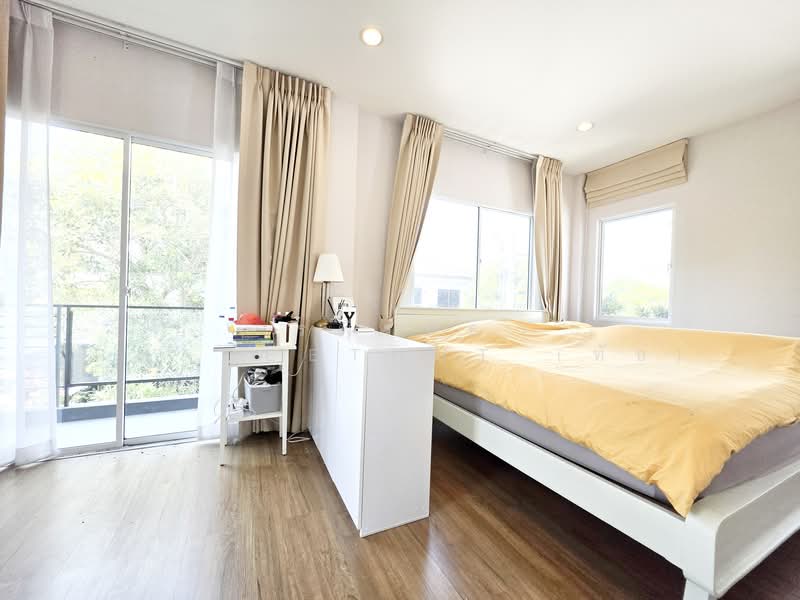 For Sale - The Centro Watcharapol, Bangkok