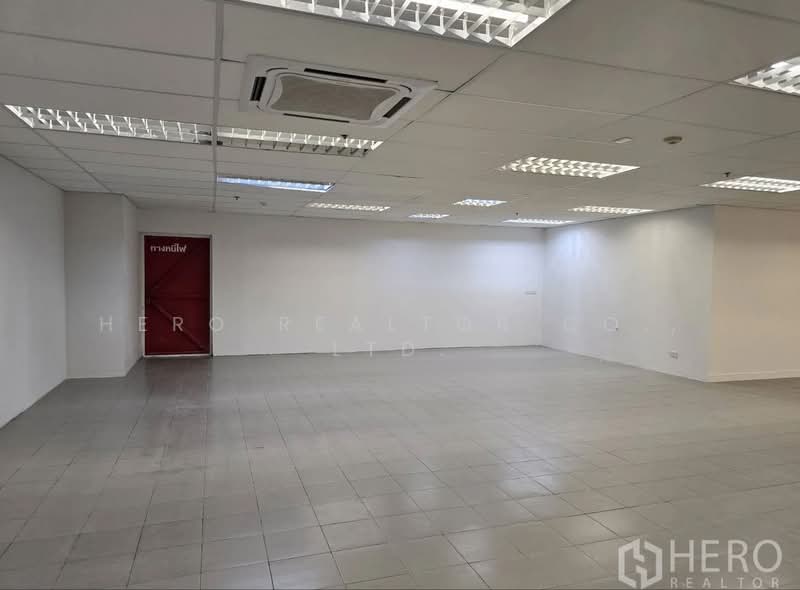 For Rent Retail Space 349 sqm in Watthana BTS Asok Bangkok HRE00491, กรุงเทพ, คลองตันเหนือ, วัฒนา, กรุงเทพ, 349 ตร.ม., พื้นที่ขายของ ให้เช่า, โดย Hero Realtor Co., Ltd., 500212398 - DDproperty.com