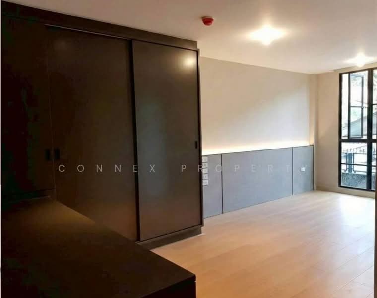 Na Vara Residence : ณ วรา เรสซิเดนส์, กรุงเทพ, 33/6 ซอย หลังสวน, ลุมพินี, ปทุมวัน, กรุงเทพ, 182 ตร.ม., คอนโด ขาย, โดย Connex Property, 500212427 - DDproperty.com