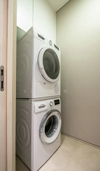 Baan Sindhorn, Bangkok, 89 Soi Langsuan, Langsuan Road, Lumphini, Pathum Wan, Bangkok, 2 Bedrooms, 122 sqm, Condo For Rent, by Virin W., 500212452 - DDproperty.com