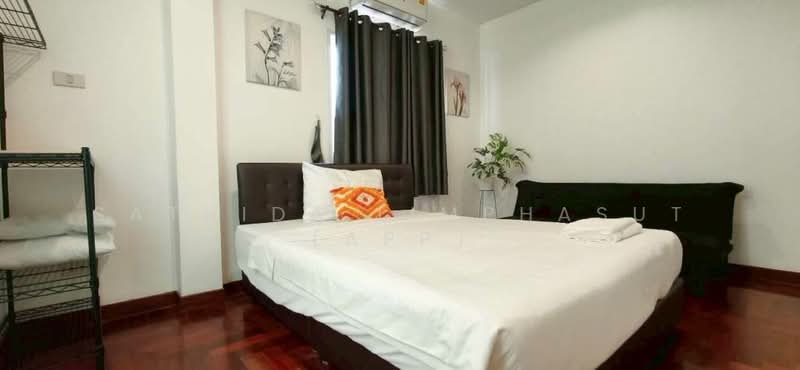 Baan Suan Lalana, Chon Buri (Pattaya), 444 Chaiyapruek, Nong Pru, Bang Lamung (Pattaya), Chon Buri (Pattaya), 4 Bedrooms, 460 sqm, Villa For Rent, by Sathida Limphasut (App), 500212466 - DDproperty.com