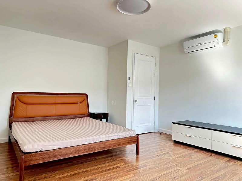 Plus City Park Sukhumvit 101/1, Bangkok, 6 Soi Wachiratham Sathit 31, Bang Chak, Phra Khanong, Bangkok, 3 Bedrooms, 240 sqm, Townhouse For Rent, by Khun Eve, 500212487 - DDproperty.com