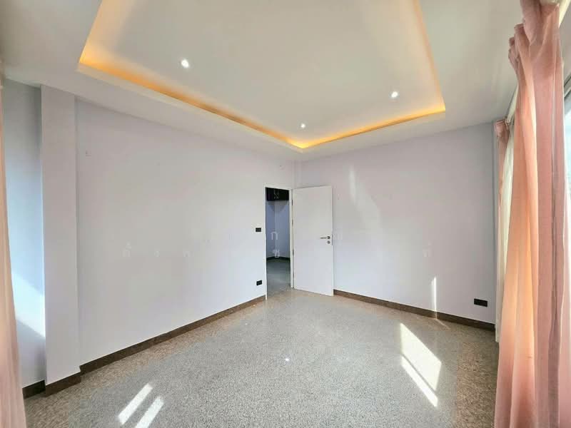 งามเจริญ 4 : Ngam Charoen 4, กรุงเทพ, อนามัยงามเจริญ, ท่าข้าม, บางขุนเทียน, กรุงเทพ, 150 ตร.ม., บ้านเดี่ยว ขาย, โดย พิจักษณ์ ตั้งพานิชยานนท์, 500212506 - DDproperty.com