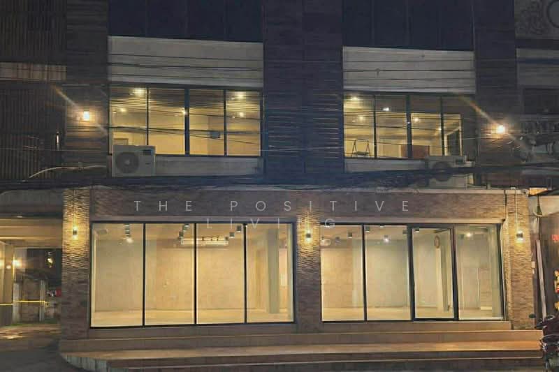 ให้เช่า - อาคาร 3 ชั้น ย่านวัวลาย ตรงข้ามกาดมณี เหมาะทำธุรกิจทันที, เชียงใหม่