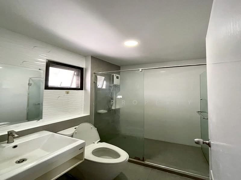 Maneerin Privacy Sriracha, Chon Buri (Pattaya), Chak Kho-Nong Kham Road, Surasak, Si Racha, Chon Buri (Pattaya), 4 Bedrooms, 150 sqm, Single Detached House For Rent, by A.T.A. Property, 500212531 - DDproperty.com