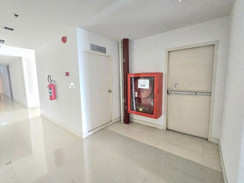 The Parkland Srinakarin Lakeside, Samut Prakan, 555 Lasalle Road, Bang Kaeo, Bang Plee, Samut Prakan, 1 Bedroom, 36 sqm, Condo For Sale, by The Best Property ปอย, 500212535 - DDproperty.com