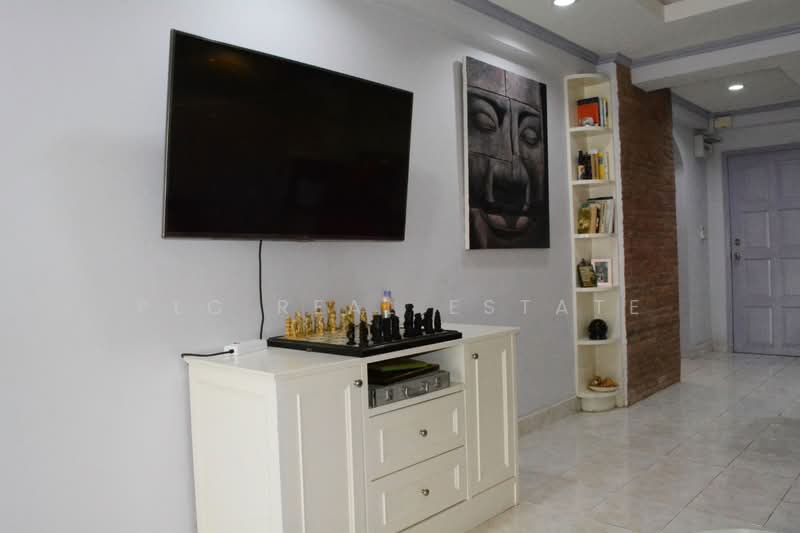 Jomtien Beach Condo, Chon Buri (Pattaya), Nong Pru, Bang Lamung (Pattaya), Chon Buri (Pattaya), 1 Bedroom, 68 sqm, Condo For Sale, by PLC real estate, 500212542 - DDproperty.com