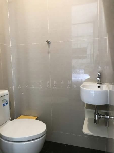 Park Origin Phrom Phong (Park 24), Bangkok, 68 Soi Sukhumvit 24, Khong Tan, Khlong Toei, Bangkok, Studio, 30 sqm, Condo For Rent, by Sakan Akkara-aektalin, 500212551 - DDproperty.com