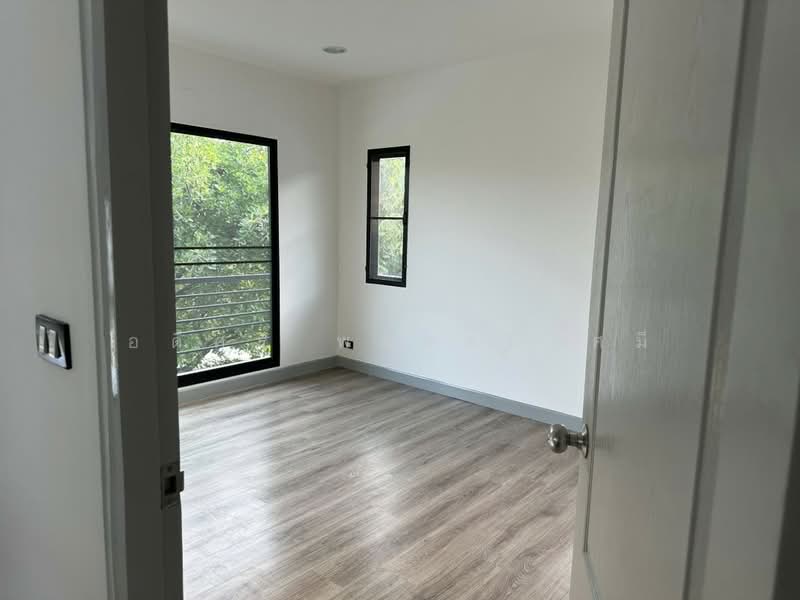 Pave Rangsit-Vibhavadi, Pathum Thani, Rangsit - Nakhon Nayok Road, Bang Yitho, Thanyaburi, Pathum Thani, 3 Bedrooms, 156 sqm, Single Detached House For Rent, by Adisorn Ploymeerassamee, 500212570 - DDproperty.com