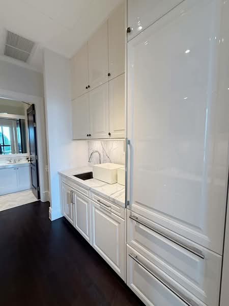 98 Wireless, Bangkok, 98 Wireless Road, Lumphini, Pathum Wan, Bangkok, 2 Bedrooms, 120 sqm, Condo For Sale, by ชิสา โพธิ์บุญ, 500212581 - DDproperty.com