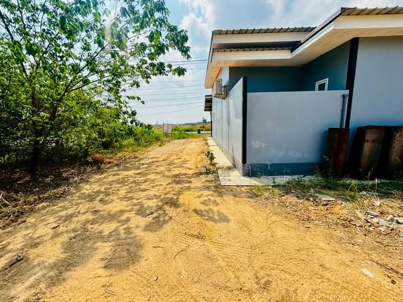 For Sale - ที่ดินพร้อมสิ่งปลูกสร้างท่าม่วง กาญจนบุรี, Kanchanaburi