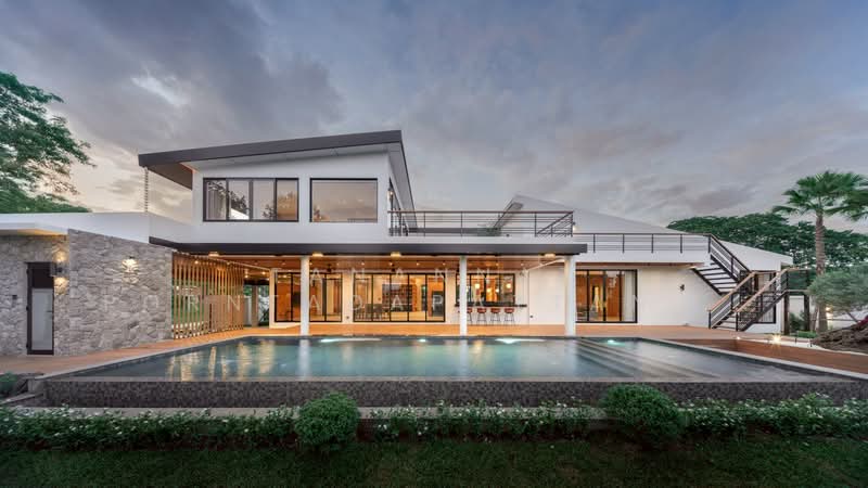 9 Morakot The Urban, Chiang Mai, Wat Khet, Muang Chiang Mai, Chiang Mai, 5 Bedrooms, 400 sqm, Single Detached House For Sale, by Tanannat Porntadapattanayothin, 500212609 - DDproperty.com