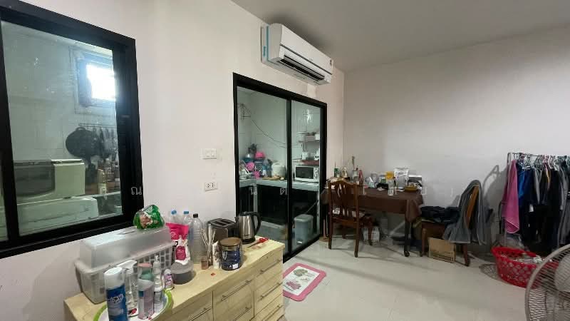 ขาย - ทาวน์เฮ้า อิงทาวน์ ติวานนท์ ทำเลดี ต้นซอย พร้อมอยู่ ราคาถูก, ปทุมธานี