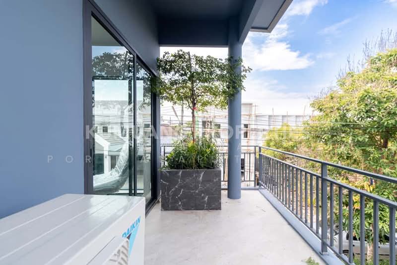 Wang Tan village, Chiang Mai, San Phak Wan, Hang Dong, Chiang Mai, 4 Bedrooms, 350 sqm, Single Detached House For Sale, by Tanannat Porntadapattanayothin, 500212648 - DDproperty.com