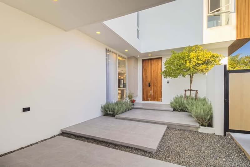 บ้านพูลวิลล่าวิวทะเลสาบ, เชียงใหม่, ต้นเปา, สันกำแพง, เชียงใหม่, 285 ตร.ม., บ้านเดี่ยว ขาย, โดย Tanannat Porntadapattanayothin, 500212660 - DDproperty.com