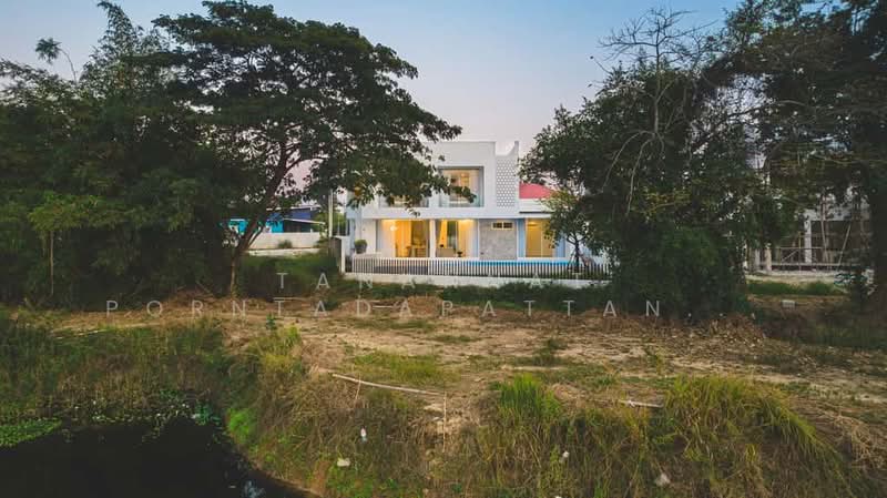 บ้านพูลวิลล่าวิวทะเลสาบ, Chiang Mai, San Ton Pao, San Kamphaeng, Chiang Mai, 3 Bedrooms, 285 sqm, Single Detached House For Sale, by Tanannat Porntadapattanayothin, 500212660 - DDproperty.com