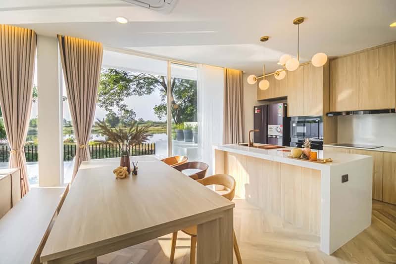 บ้านพูลวิลล่าวิวทะเลสาบ, Chiang Mai, San Ton Pao, San Kamphaeng, Chiang Mai, 3 Bedrooms, 285 sqm, Single Detached House For Sale, by Tanannat Porntadapattanayothin, 500212660 - DDproperty.com