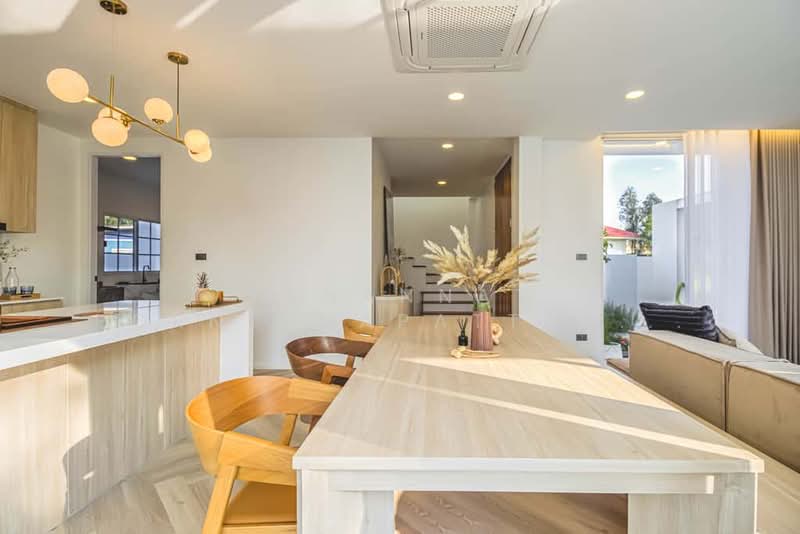 บ้านพูลวิลล่าวิวทะเลสาบ, Chiang Mai, San Ton Pao, San Kamphaeng, Chiang Mai, 3 Bedrooms, 285 sqm, Single Detached House For Sale, by Tanannat Porntadapattanayothin, 500212660 - DDproperty.com