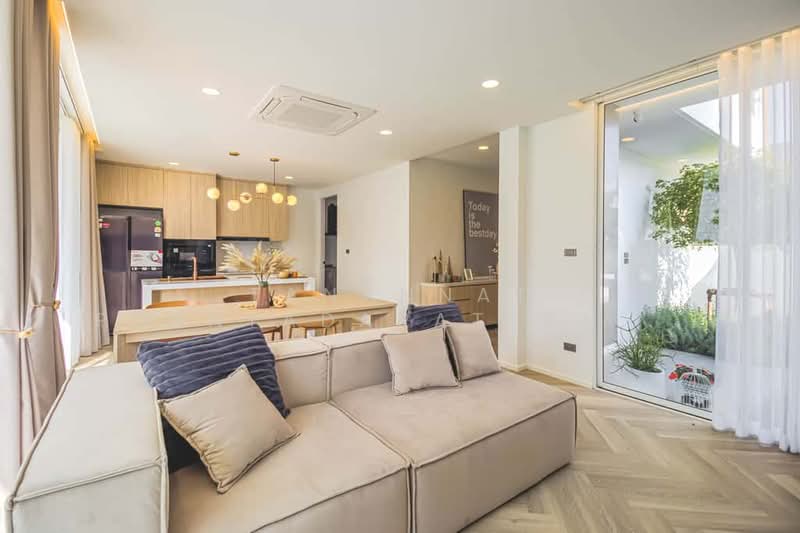 บ้านพูลวิลล่าวิวทะเลสาบ, Chiang Mai, San Ton Pao, San Kamphaeng, Chiang Mai, 3 Bedrooms, 285 sqm, Single Detached House For Sale, by Tanannat Porntadapattanayothin, 500212660 - DDproperty.com