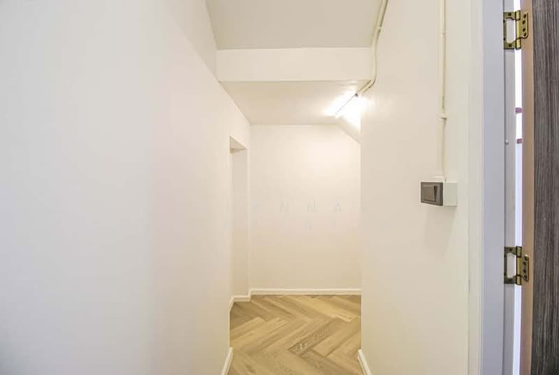 บ้านพูลวิลล่าวิวทะเลสาบ, Chiang Mai, San Ton Pao, San Kamphaeng, Chiang Mai, 3 Bedrooms, 285 sqm, Single Detached House For Sale, by Tanannat Porntadapattanayothin, 500212660 - DDproperty.com