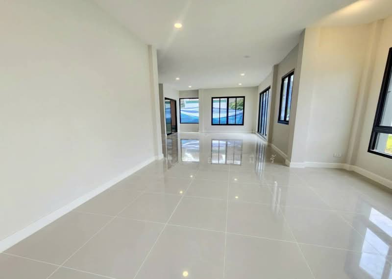 Laddarom Pinklao-Kanchanapisek, Nonthaburi, Kanchanaphisek Road, Bang Muang, Bang Yai, Nonthaburi, 4 Bedrooms, 243 sqm, Single Detached House For Sale, by Adisorn Ploymeerassamee, 500212691 - DDproperty.com