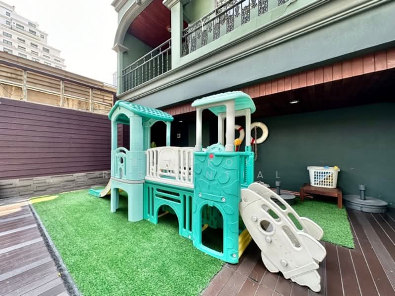 Ploenruedee Residence, Bangkok, Soi Ruamruedee, Lumphini, Pathum Wan, Bangkok, 2 Bedrooms, 126 sqm, Apartment For Rent, by Bangkok Residential, 500212703 - DDproperty.com