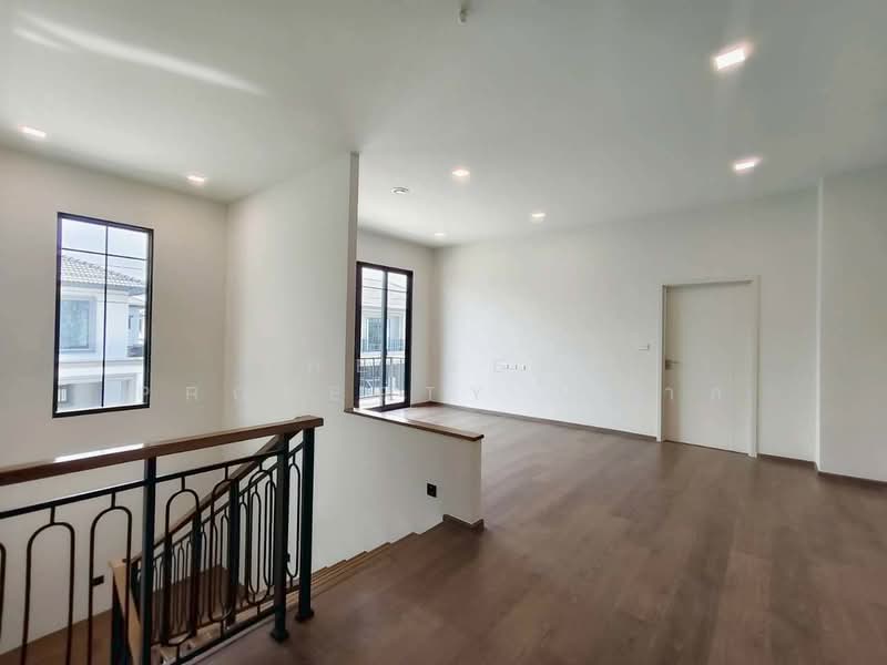 แกรนด์ บริทาเนีย วงแหวน-ประชาอุทิศ (Grand Britania Wongwaen-Prachauthit), กรุงเทพ, ทุ่งครุ, ทุ่งครุ, กรุงเทพ, 400 ตร.ม., บ้านเดี่ยว ขาย, โดย The Best Property น้ำตาล, 500212708 - DDproperty.com