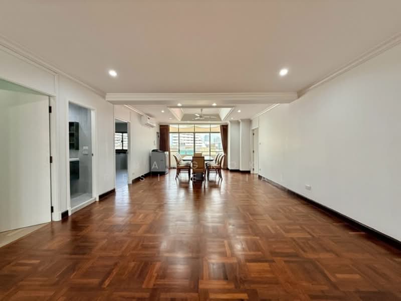 Rishi Court, Bangkok, 47 Soi Sukhumvit 15, Khlongtoei Nua, Watthana, Bangkok, 3 Bedrooms, 200 sqm, Apartment For Rent, by Bangkok Residential, 500212709 - DDproperty.com