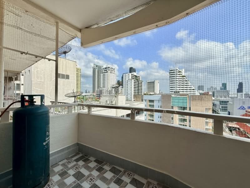 Rishi Court, Bangkok, 47 Soi Sukhumvit 15, Khlongtoei Nua, Watthana, Bangkok, 3 Bedrooms, 200 sqm, Apartment For Rent, by Bangkok Residential, 500212709 - DDproperty.com