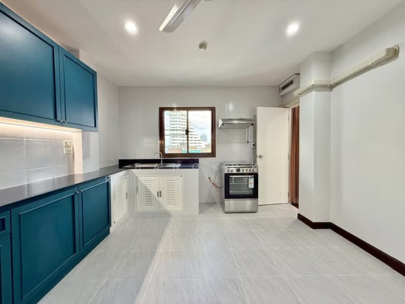 Rishi Court, Bangkok, 47 Soi Sukhumvit 15, Khlongtoei Nua, Watthana, Bangkok, 3 Bedrooms, 200 sqm, Apartment For Rent, by Bangkok Residential, 500212709 - DDproperty.com