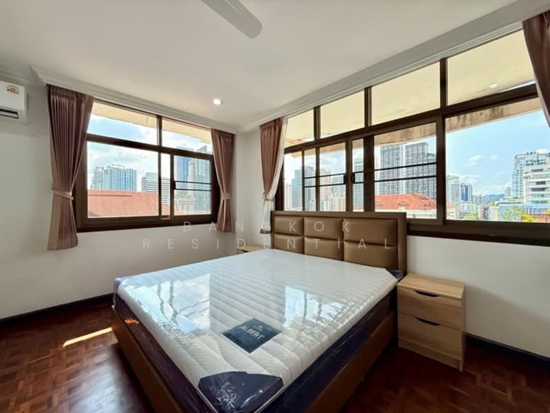 Rishi Court, Bangkok, 47 Soi Sukhumvit 15, Khlongtoei Nua, Watthana, Bangkok, 3 Bedrooms, 200 sqm, Apartment For Rent, by Bangkok Residential, 500212709 - DDproperty.com