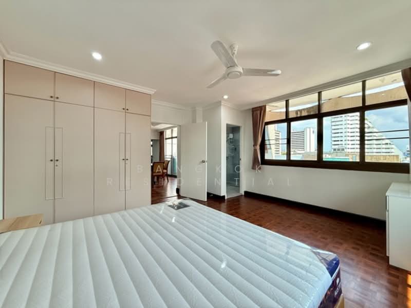 Rishi Court, Bangkok, 47 Soi Sukhumvit 15, Khlongtoei Nua, Watthana, Bangkok, 3 Bedrooms, 200 sqm, Apartment For Rent, by Bangkok Residential, 500212709 - DDproperty.com