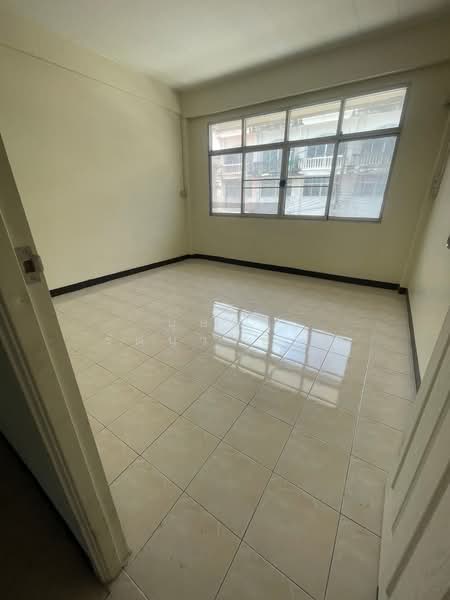 ให้เช่า - จดบริษัทได้ ทำเลสุขาภิบาล 5 ซ.45 ให้เช่าอาคารพาณิชย์ 3.5 ชั้น อาคารพร้อมอยู่ ทำเลดี ราคาถูก, กรุงเทพ