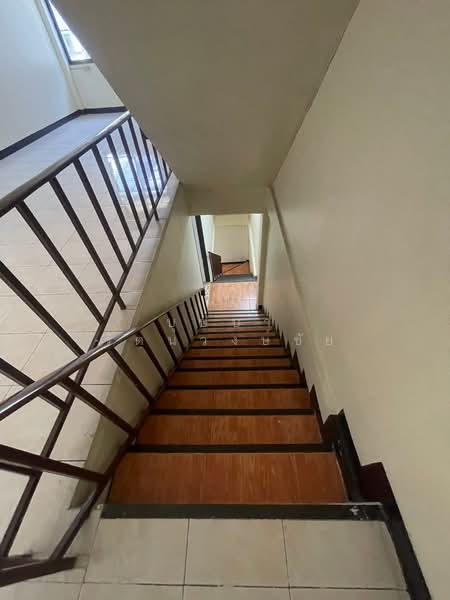 ให้เช่า - จดบริษัทได้ ทำเลสุขาภิบาล 5 ซ.45 ให้เช่าอาคารพาณิชย์ 3.5 ชั้น อาคารพร้อมอยู่ ทำเลดี ราคาถูก, กรุงเทพ